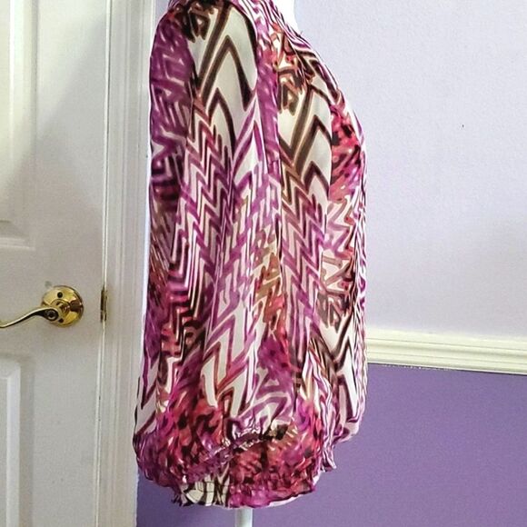 Lavender & Cream Abstract Geometric Boho Print Sheer Boat Neck Blouse - Picture 4 of 10